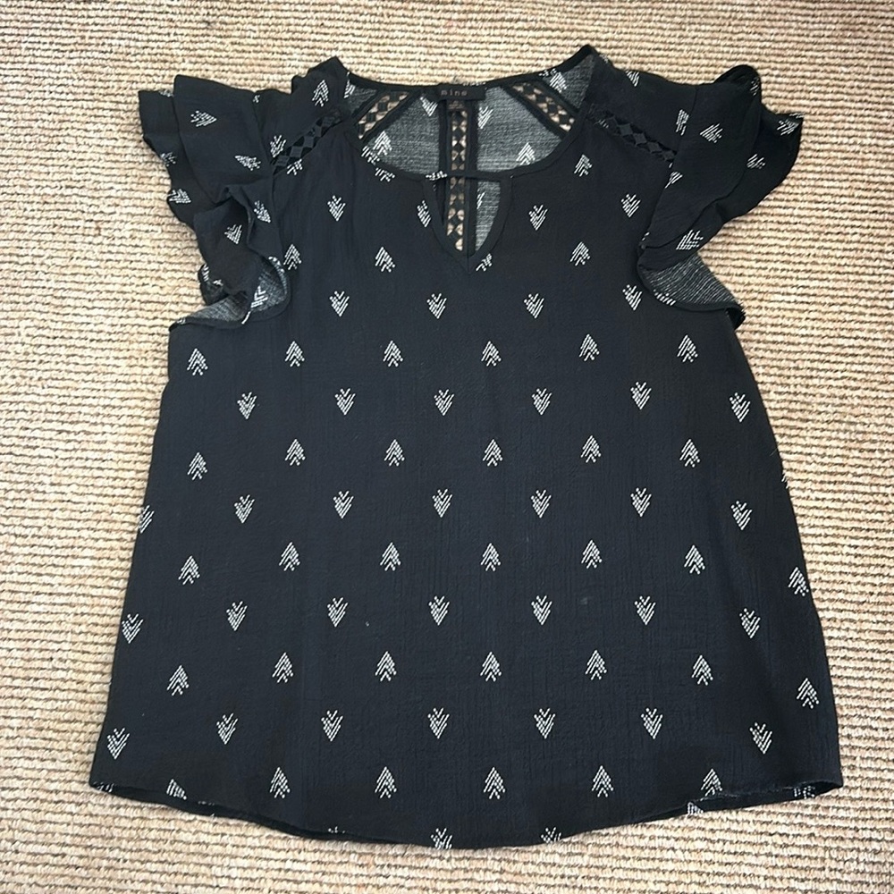 Mine black blouse top